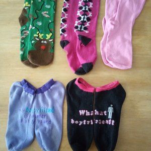 5 PAIRS GIRL'S Boyfriend, Reindeer, Dog Pink Socks